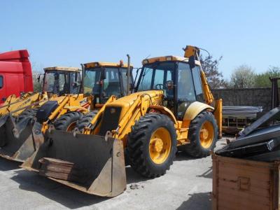 - JCB 4CX Sitemaster  2009 .   