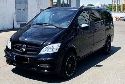 Mercedes Viano 2013     