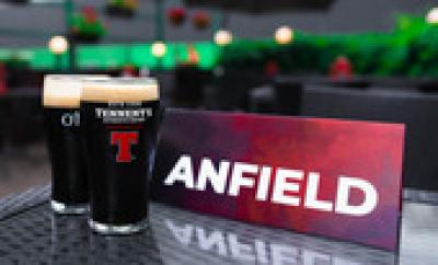  : 5    Anfield pub    