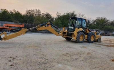  - JCB 3CX, CAT 444E  
