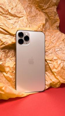 iPhone 11 Pro 256GB -     ICOOLA  